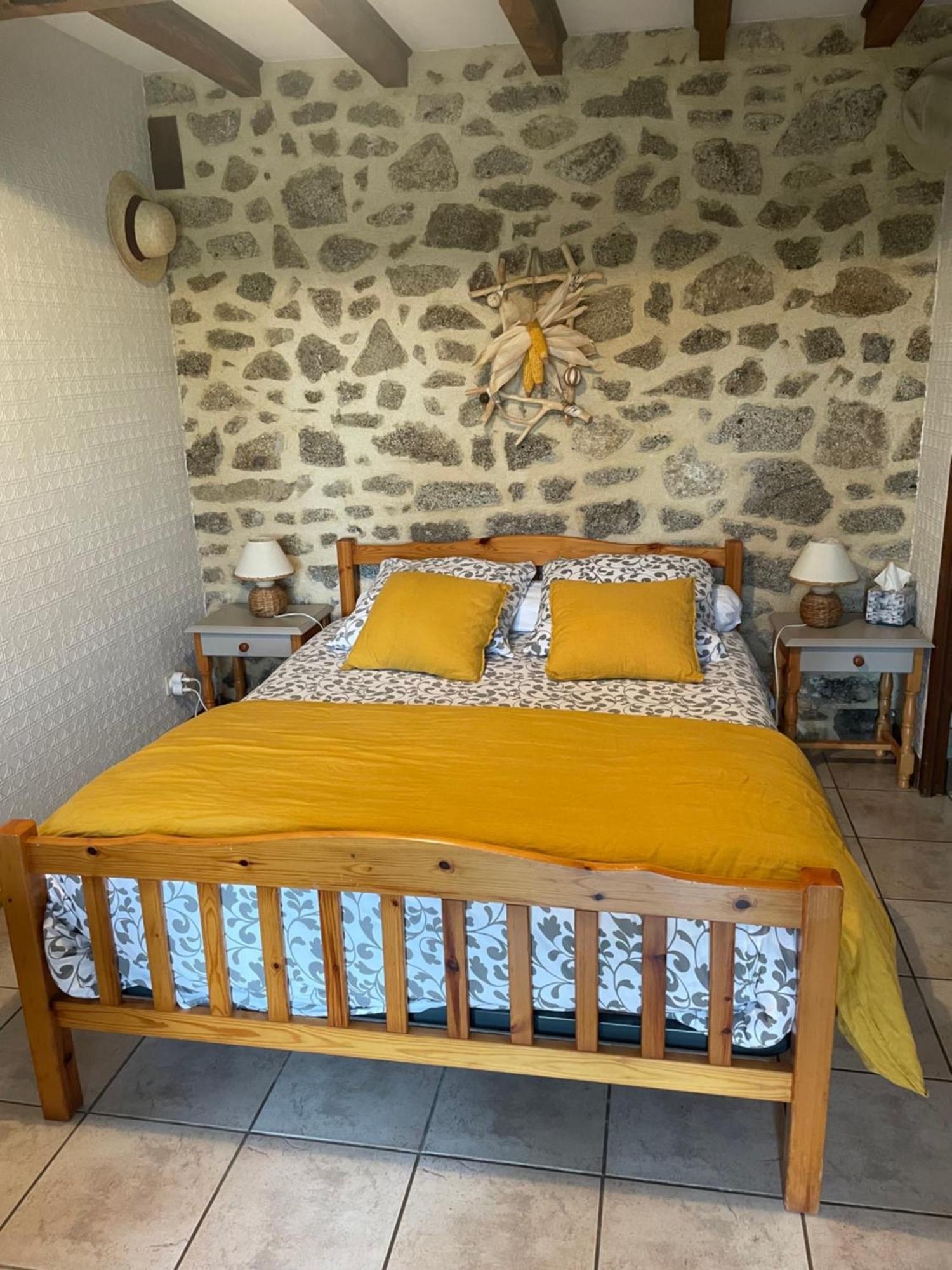 Maison D'Hotes Ourdeaux Et Gite Chez Rouchon Alleyrat  Ngoại thất bức ảnh